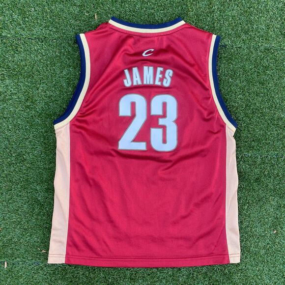 Reebok Cleveland Cavaliers Lebron James Jersey - Picture 4 of 4